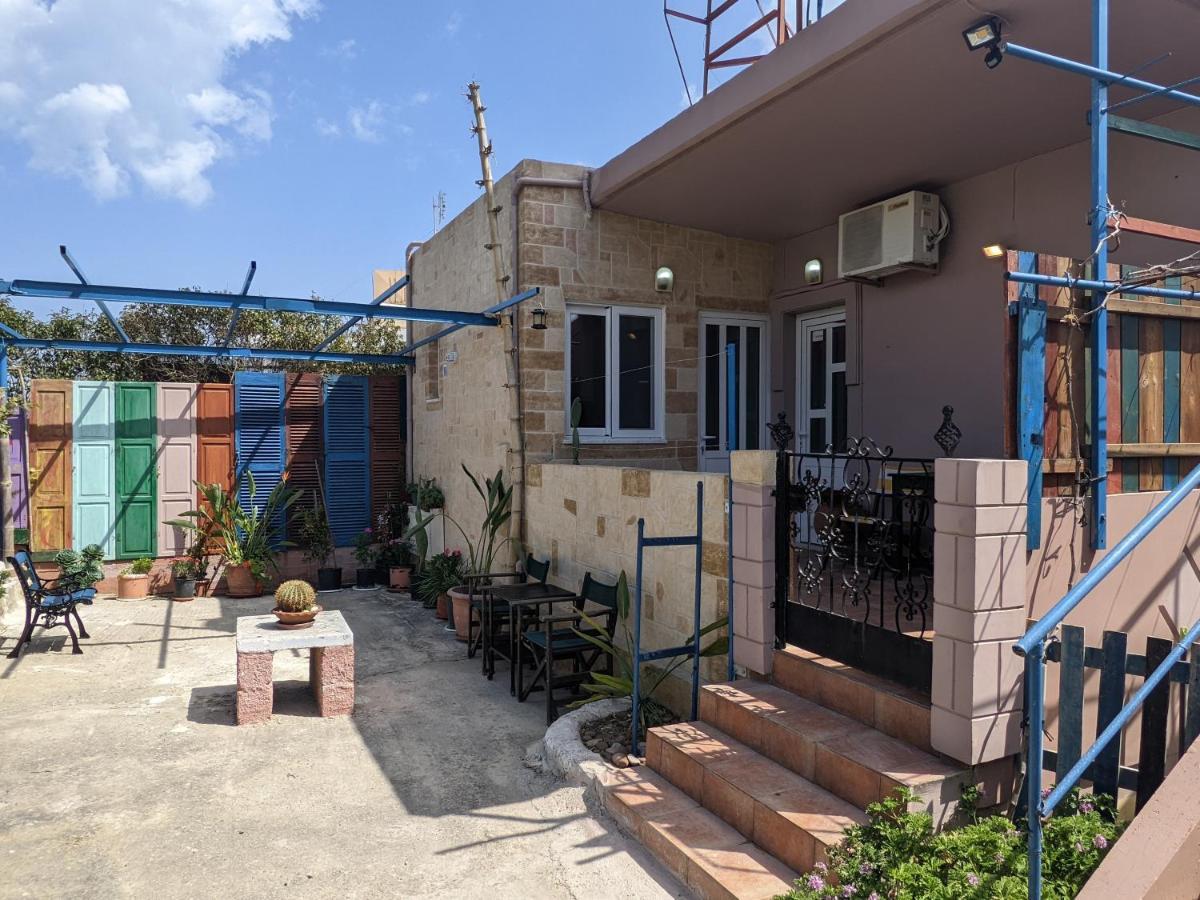 Modern 1-Bedroom With Bbq & Roof Garden Near Beach Sztalósz Kültér fotó