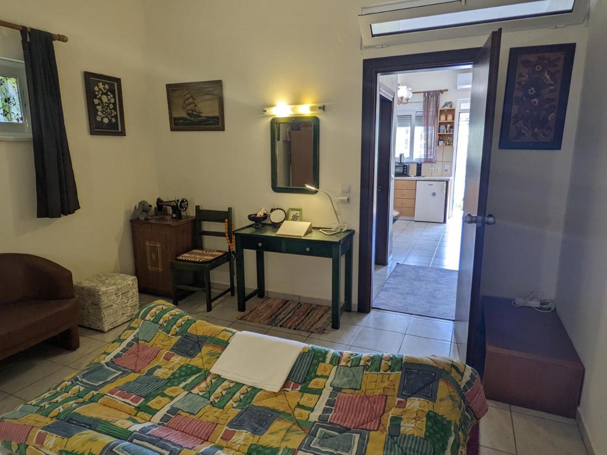 Modern 1-Bedroom With Bbq & Roof Garden Near Beach Sztalósz Kültér fotó